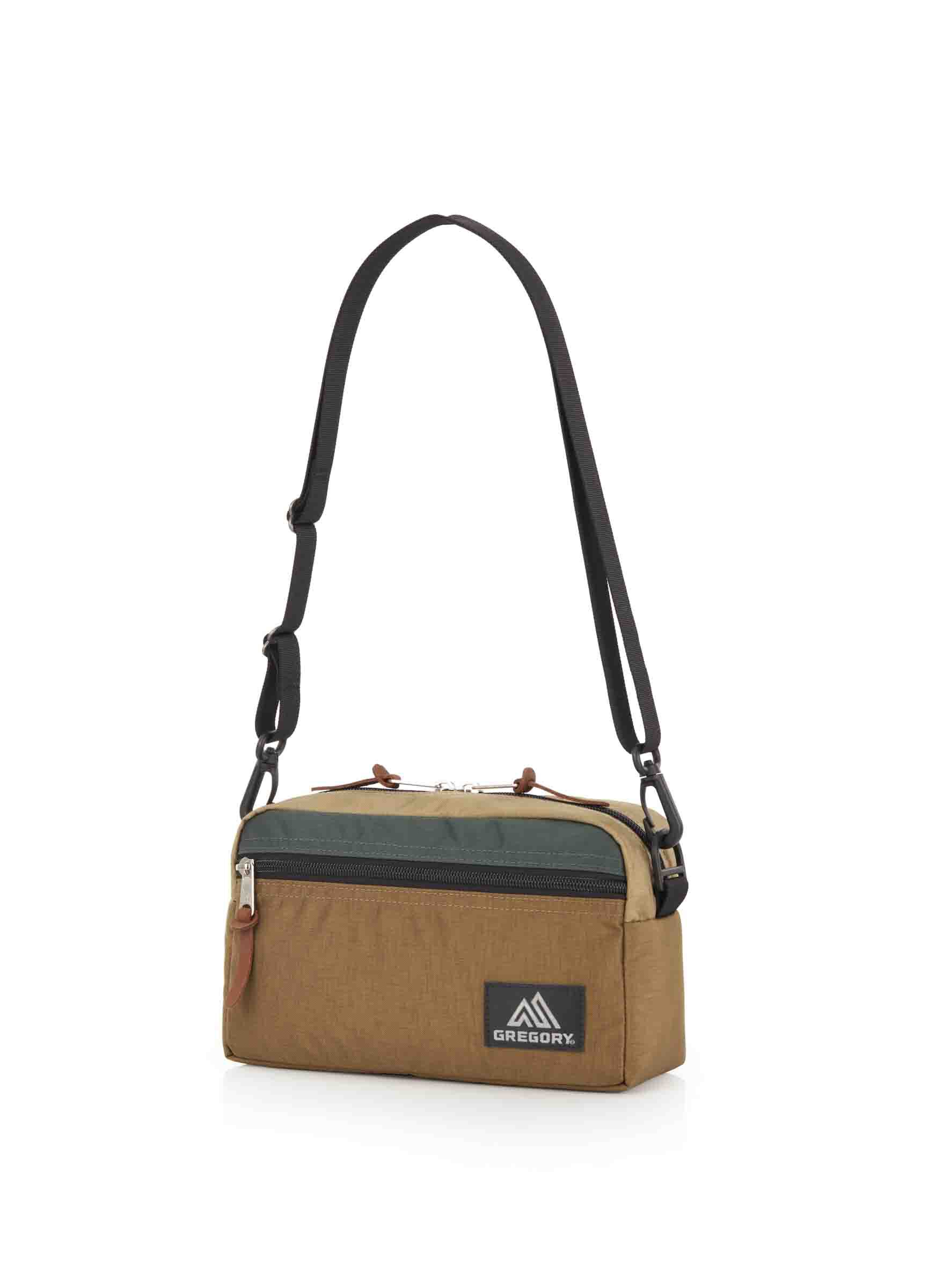 CLASSIC BAGS 패디드 숄더 파우치 M 크로스백