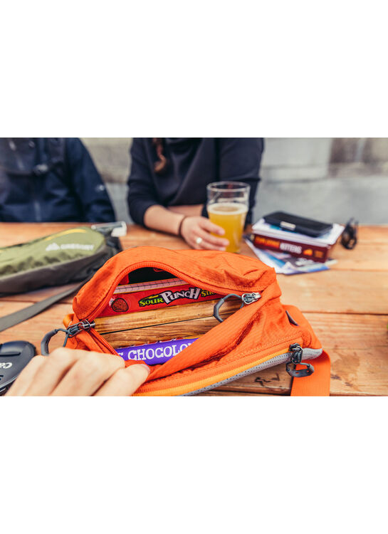 ESSENTIAL HIKING 나노 웨이스트팩 힙색