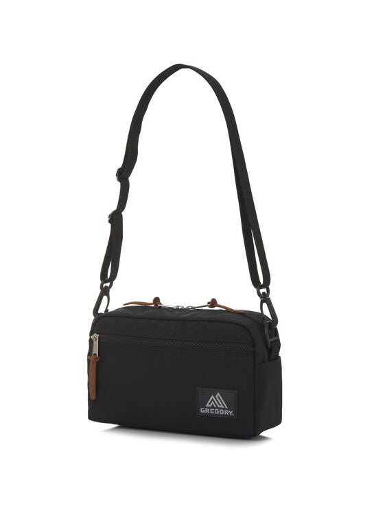 CLASSIC BAGS 패디드 숄더 파우치 M 크로스백