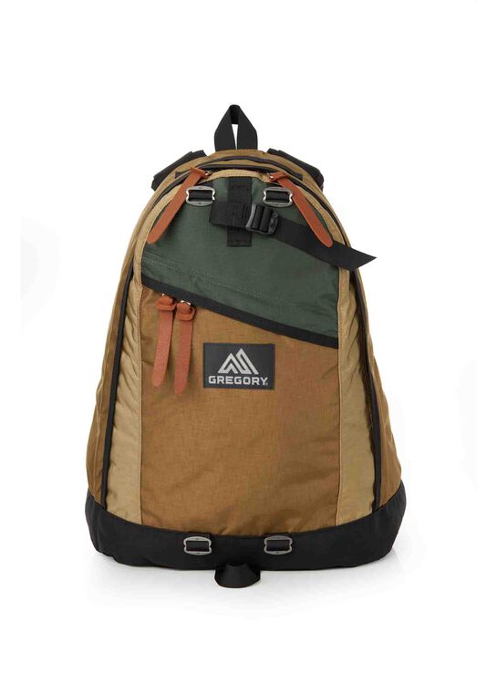 CLASSIC DAY 데이팩 백팩