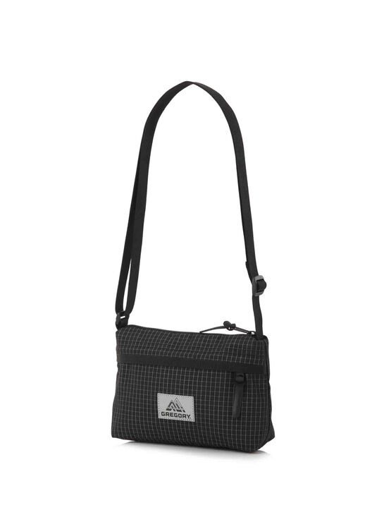 CLASSIC BAGS 엔벨롭 숄더 크로스백