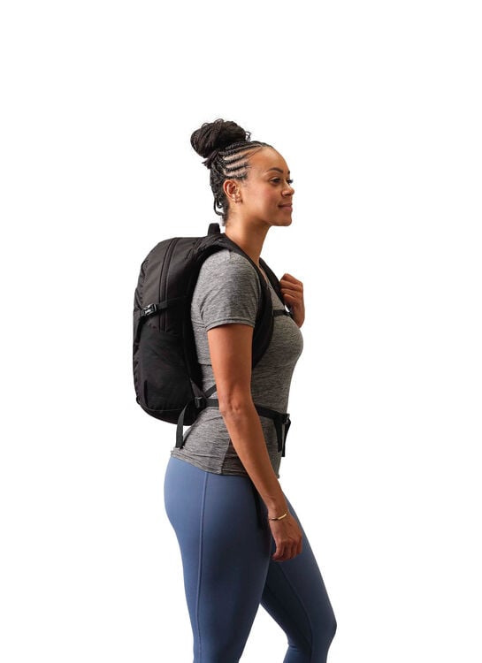 ESSENTIAL HIKING 나노 18 백팩