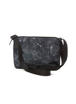 CLASSIC BAGS 엔벨롭 숄더 크로스백