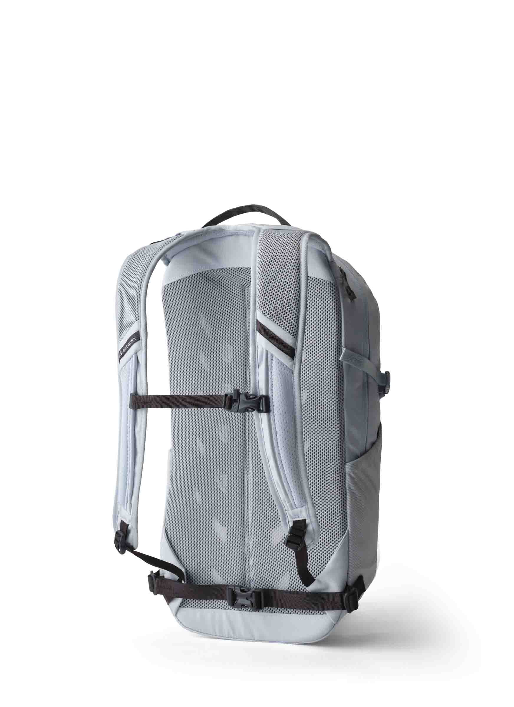 ESSENTIAL HIKING 나노 20 백팩