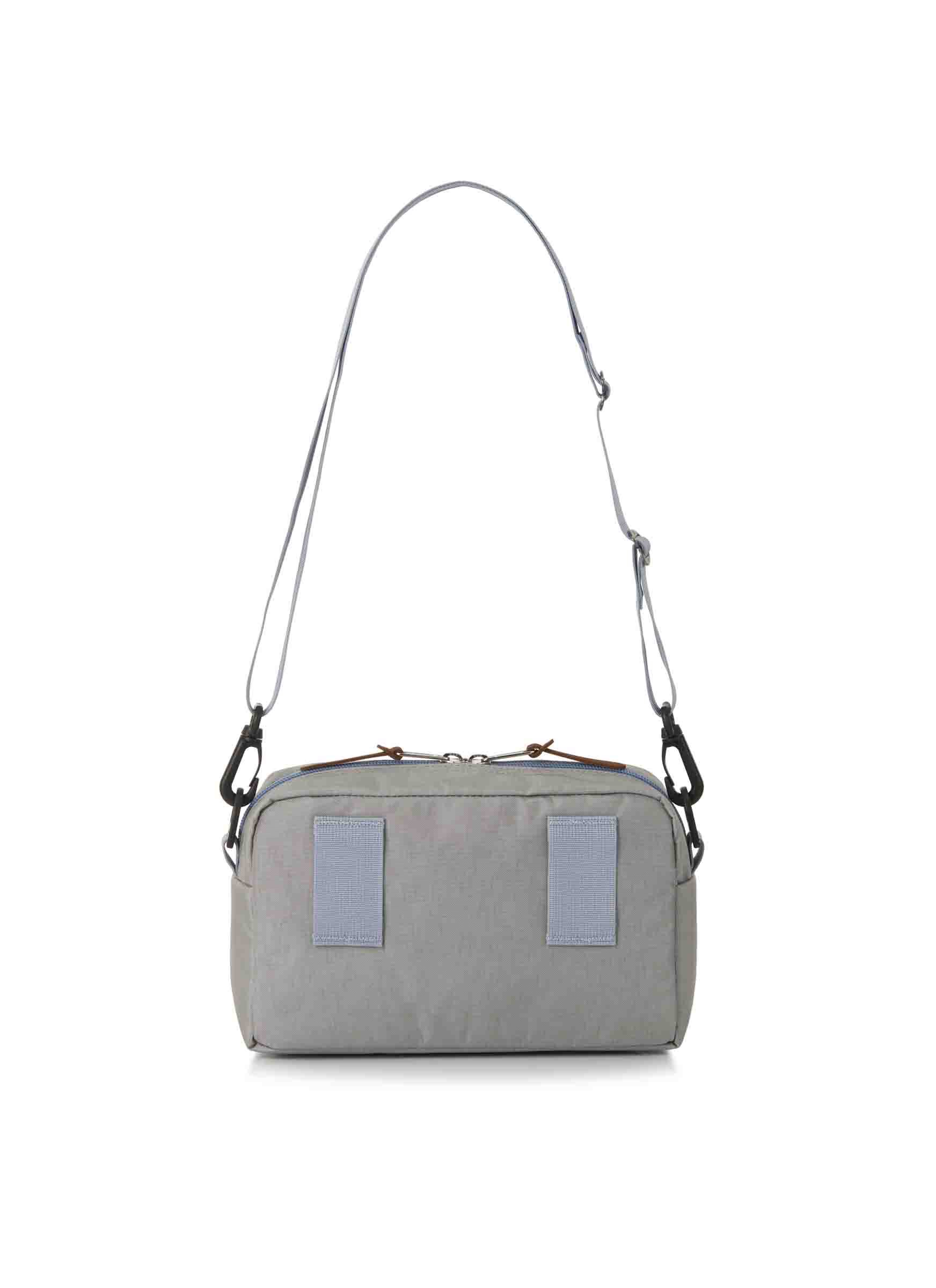 CLASSIC BAGS 패디드 숄더 파우치 M 크로스백
