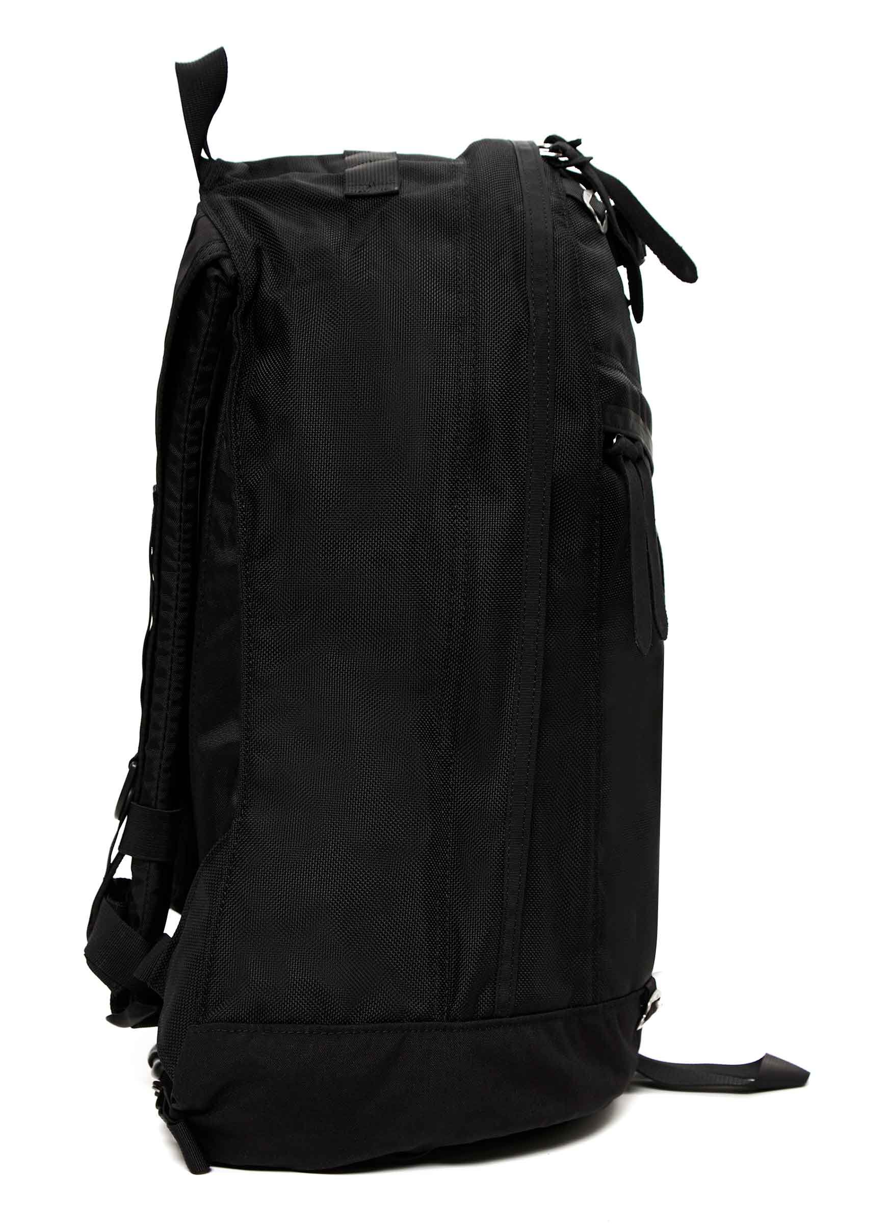 CLASSIC DAY 데이팩 백팩