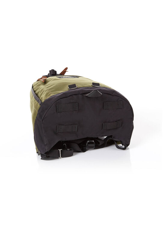 CLASSIC DAY 데이팩 백팩