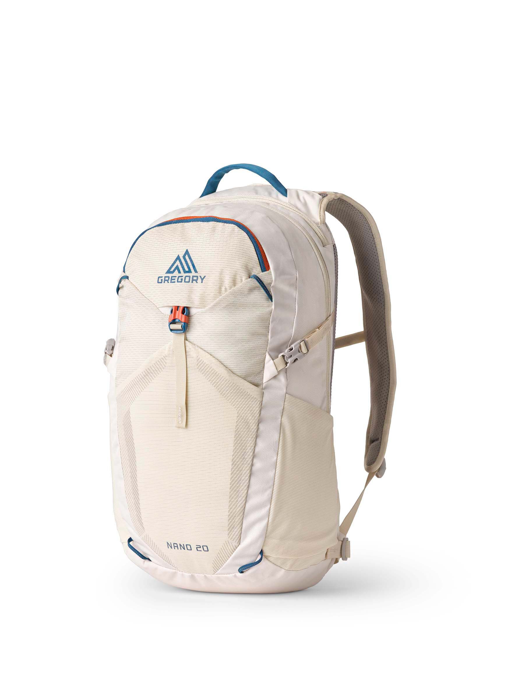 ESSENTIAL HIKING 나노 20 백팩