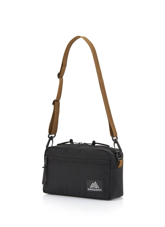 CLASSIC BAGS 패디드 숄더 파우치 M 크로스백