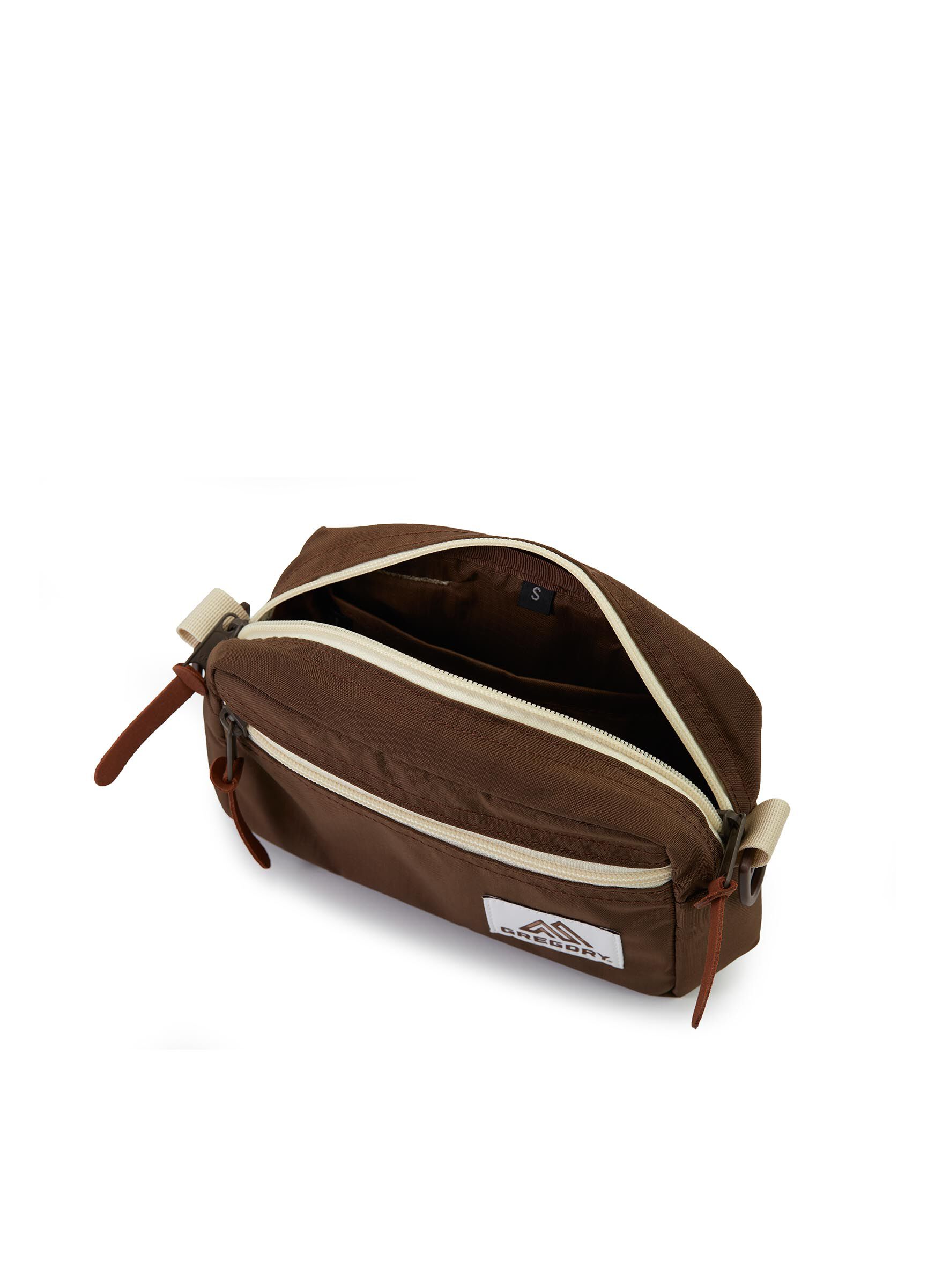 CLASSIC BAGS 패디드 숄더 파우치 S 크로스백