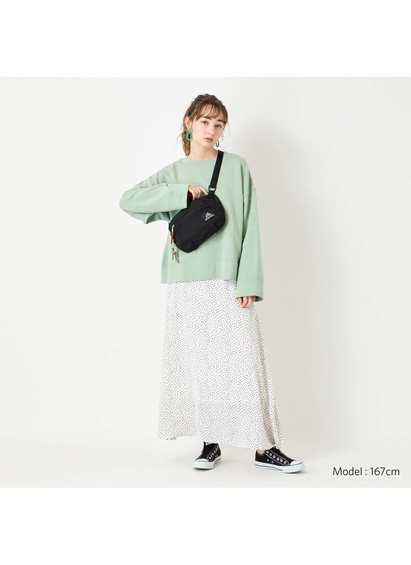 CLASSIC BAGS 트랜스퍼 M2 크로스백