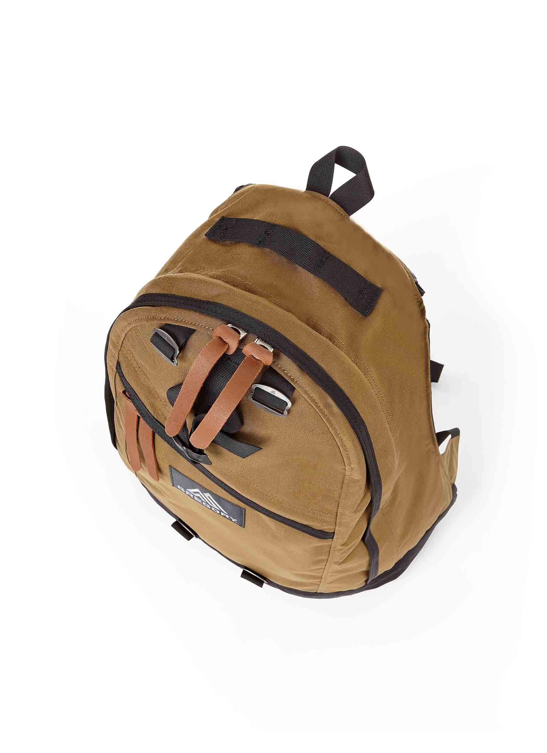 CLASSIC DAY 데이팩 백팩