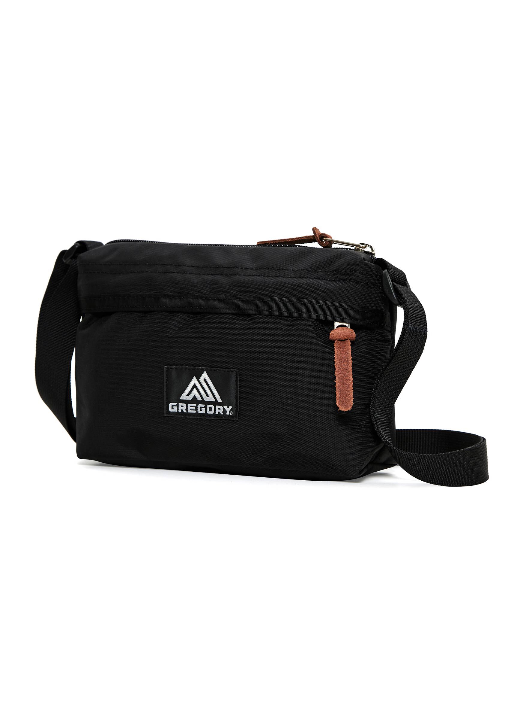 CLASSIC BAGS 엔벨롭 숄더 크로스백