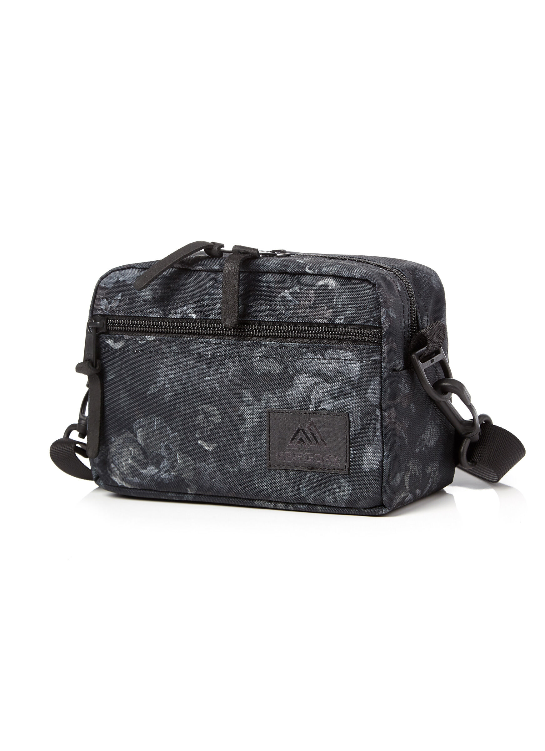 CLASSIC BAGS 패디드 숄더 파우치 S 크로스백