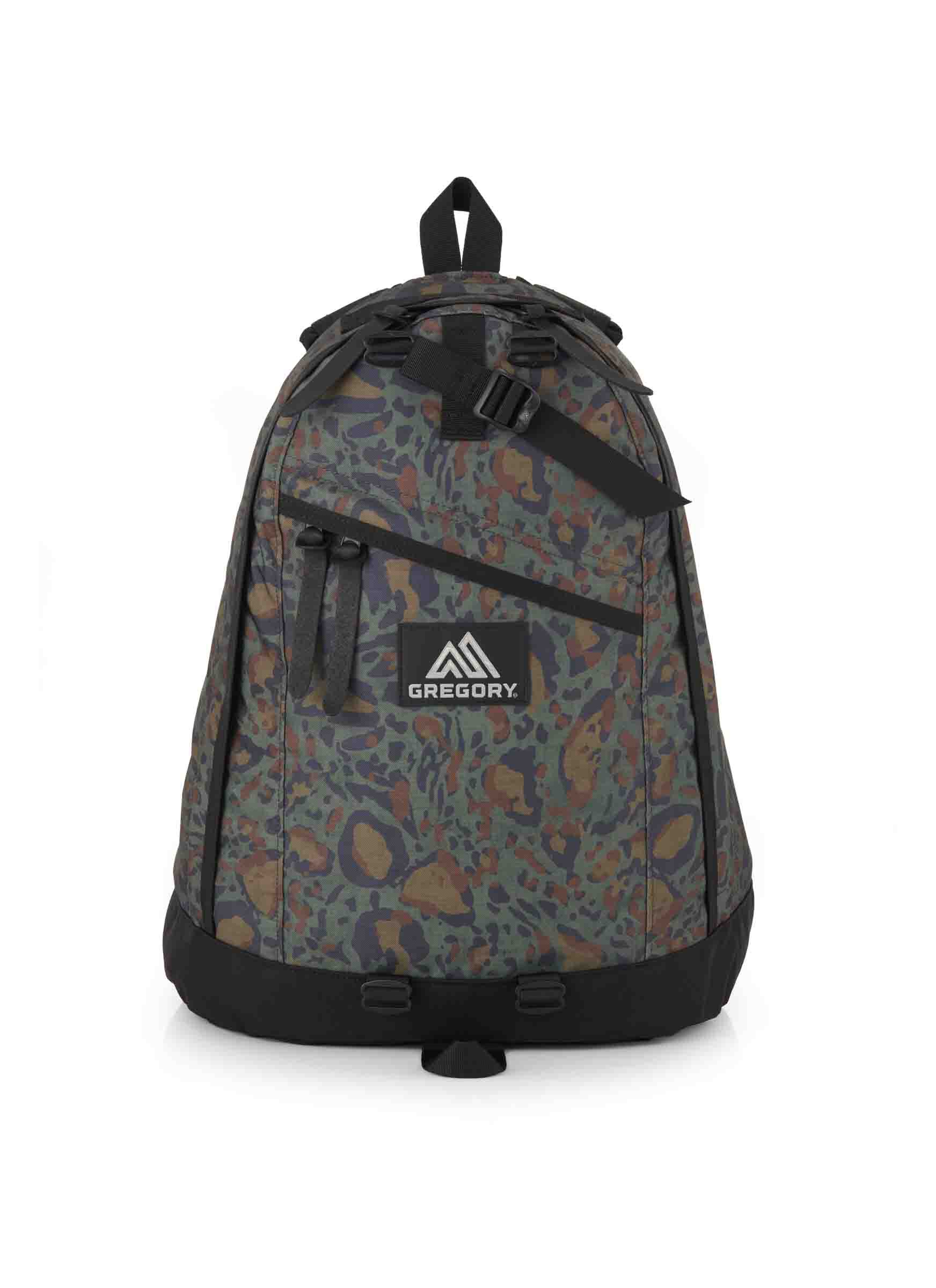 CLASSIC DAY 데이팩 백팩