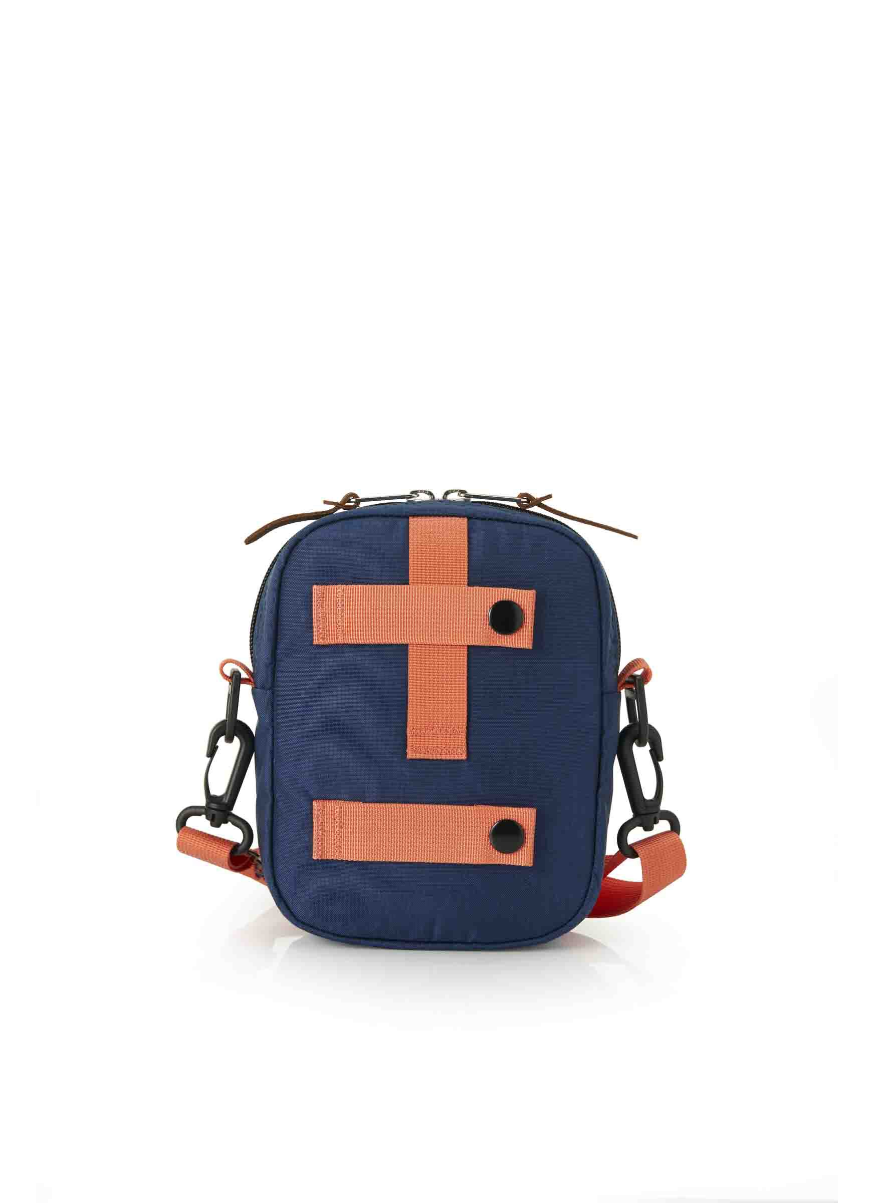 CLASSIC BAGS 퀵 패디드 포켓 M 크로스백