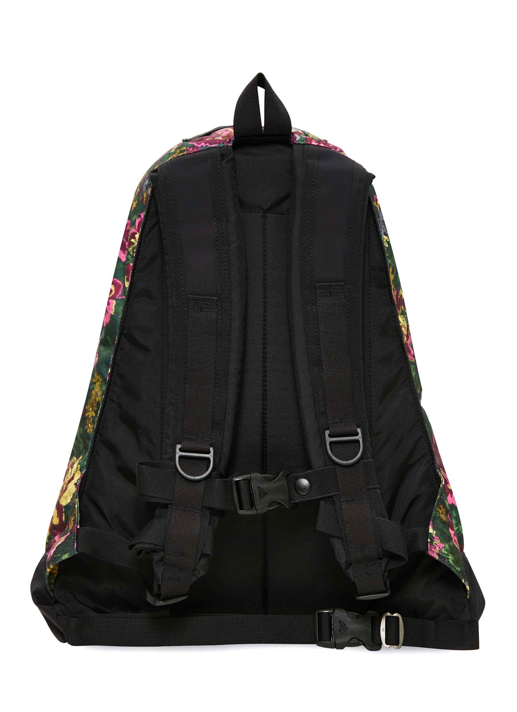 CLASSIC DAY 데이팩 백팩