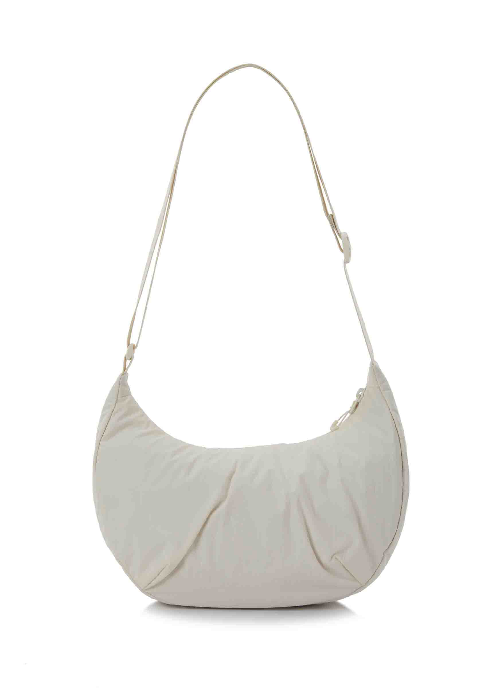 SUSZY 수지 하프문 숄더 M