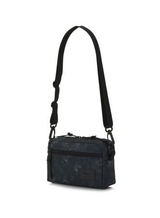 CLASSIC BAGS 패디드 숄더 파우치 S 크로스백