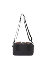 CLASSIC BAGS 패디드 숄더 파우치 M 크로스백