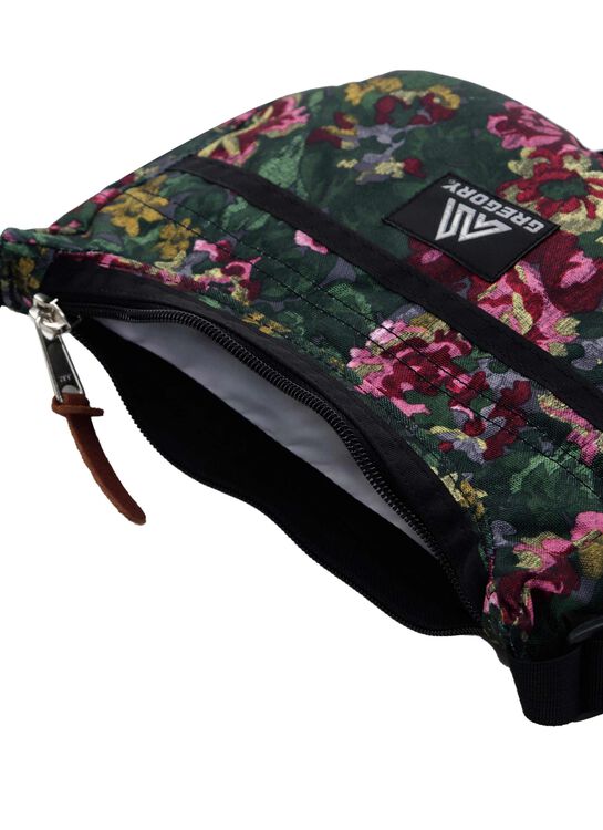 CLASSIC BAGS 티니 사첼 크로스백