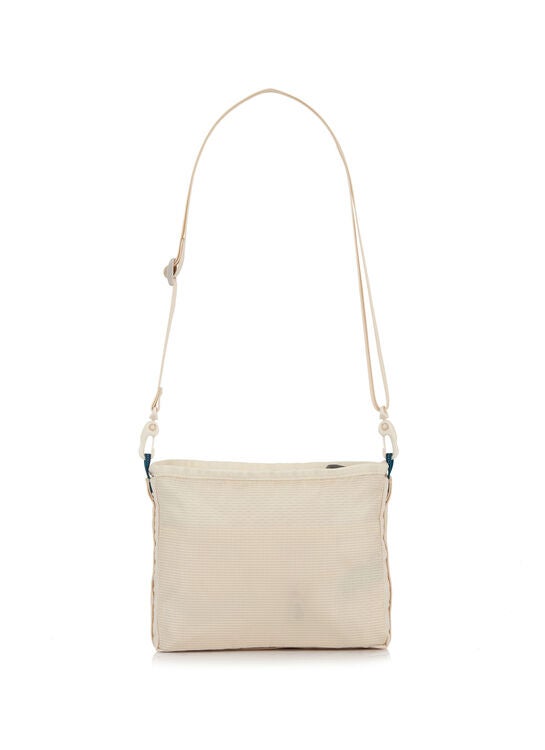 ESSENTIAL HIKING 나노 사코슈