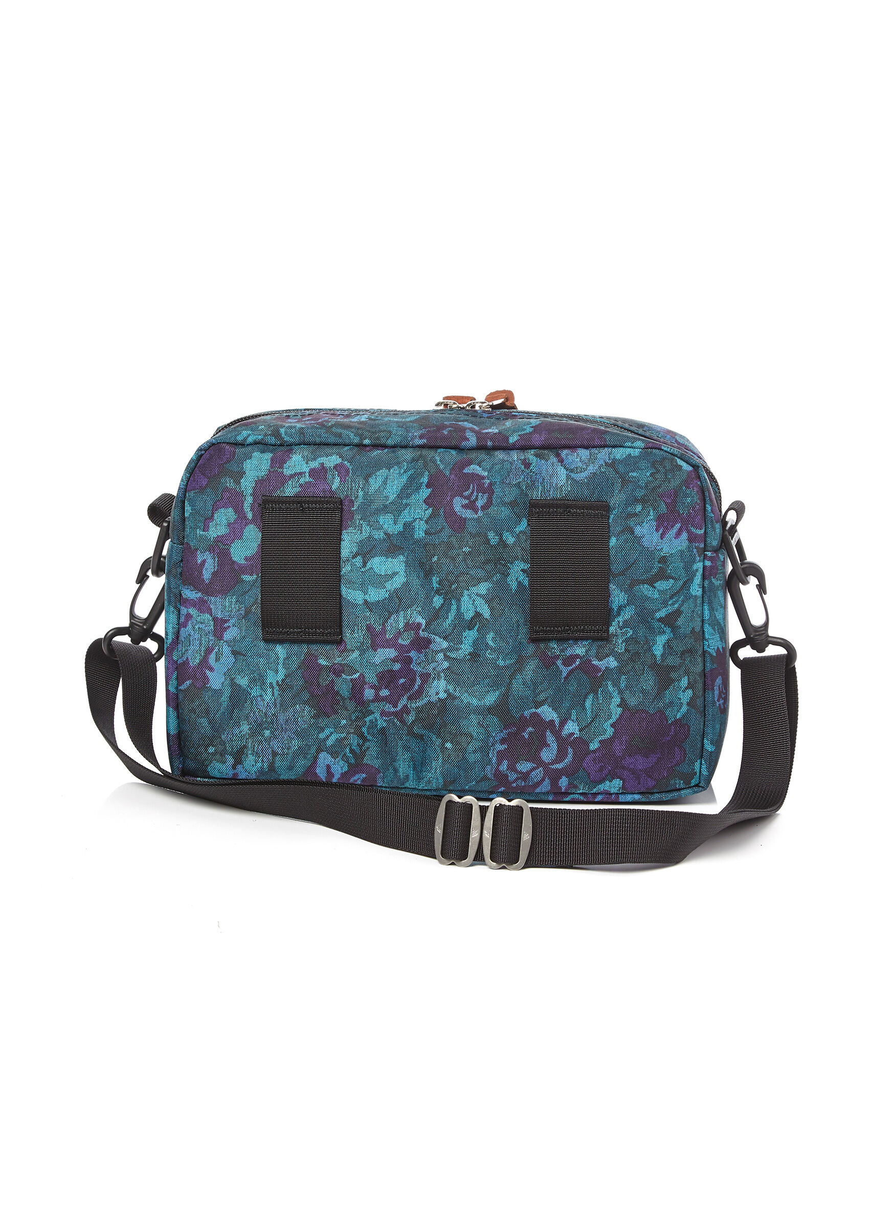 CLASSIC BAGS 패디드 숄더 파우치 L 크로스백