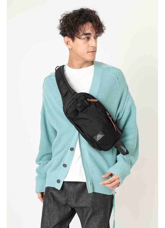 CLASSIC BAGS 스위치 슬링 슬링백