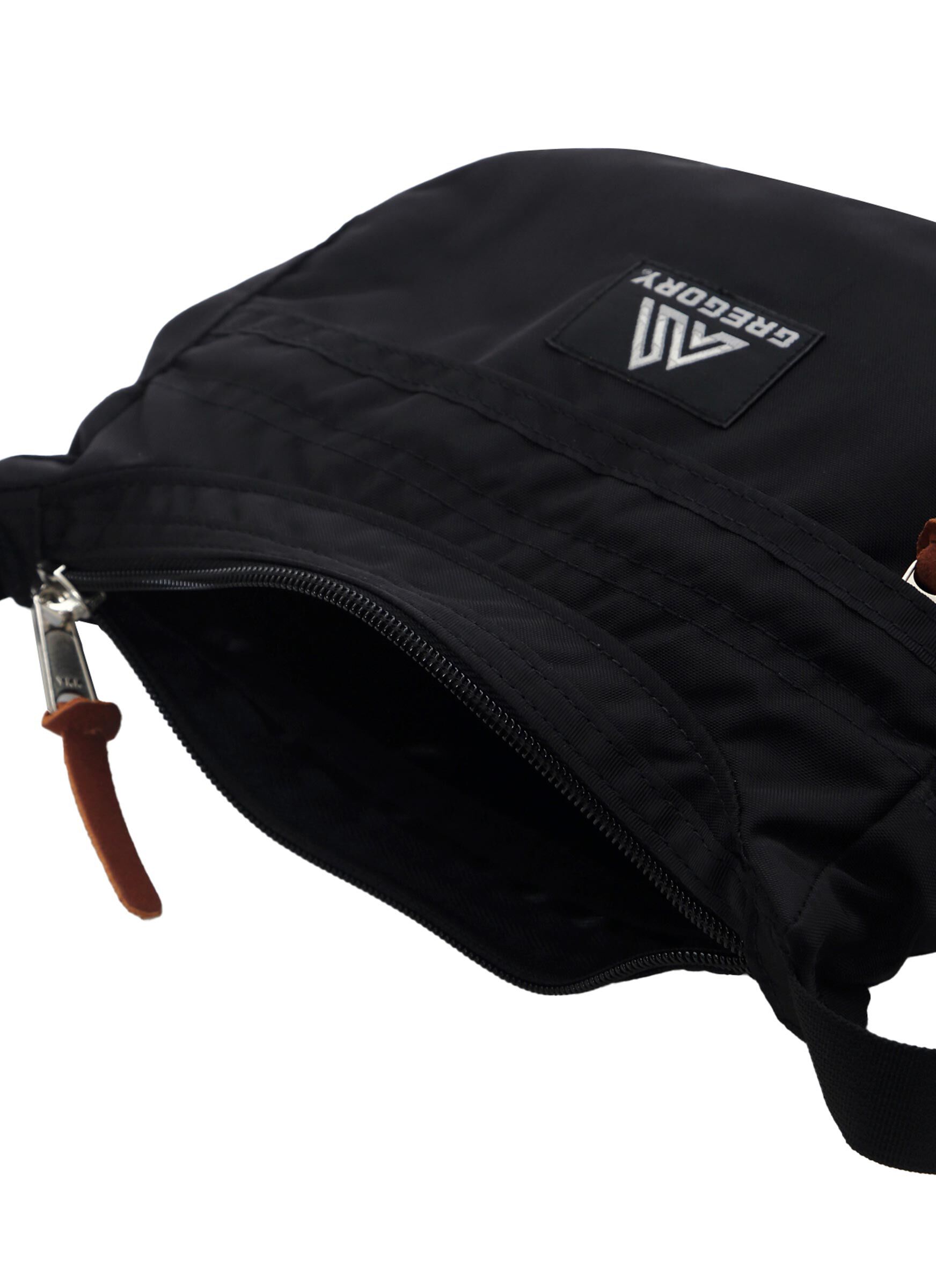 CLASSIC BAGS 티니 사첼 크로스백