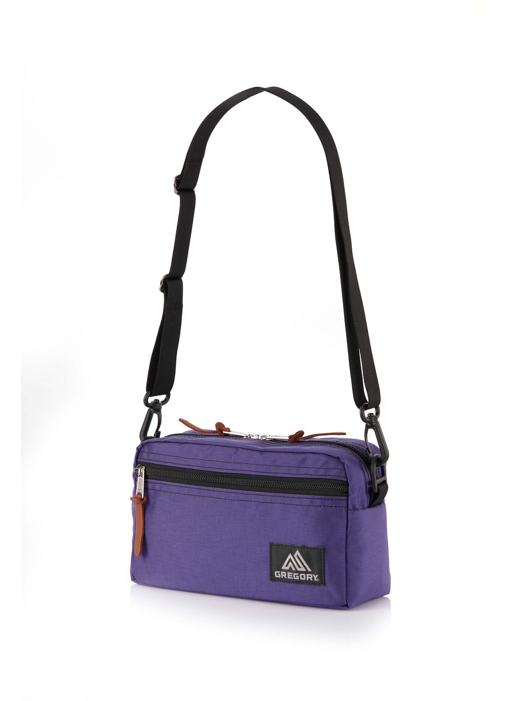 CLASSIC BAGS 패디드 숄더 파우치 M 크로스백