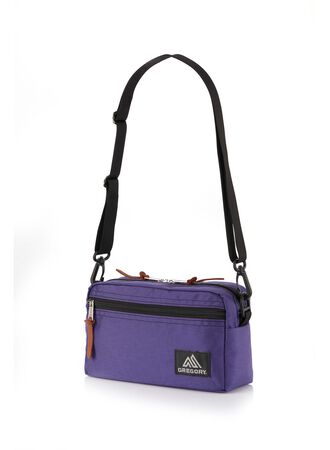 CLASSIC BAGS 패디드 숄더 파우치 M 크로스백