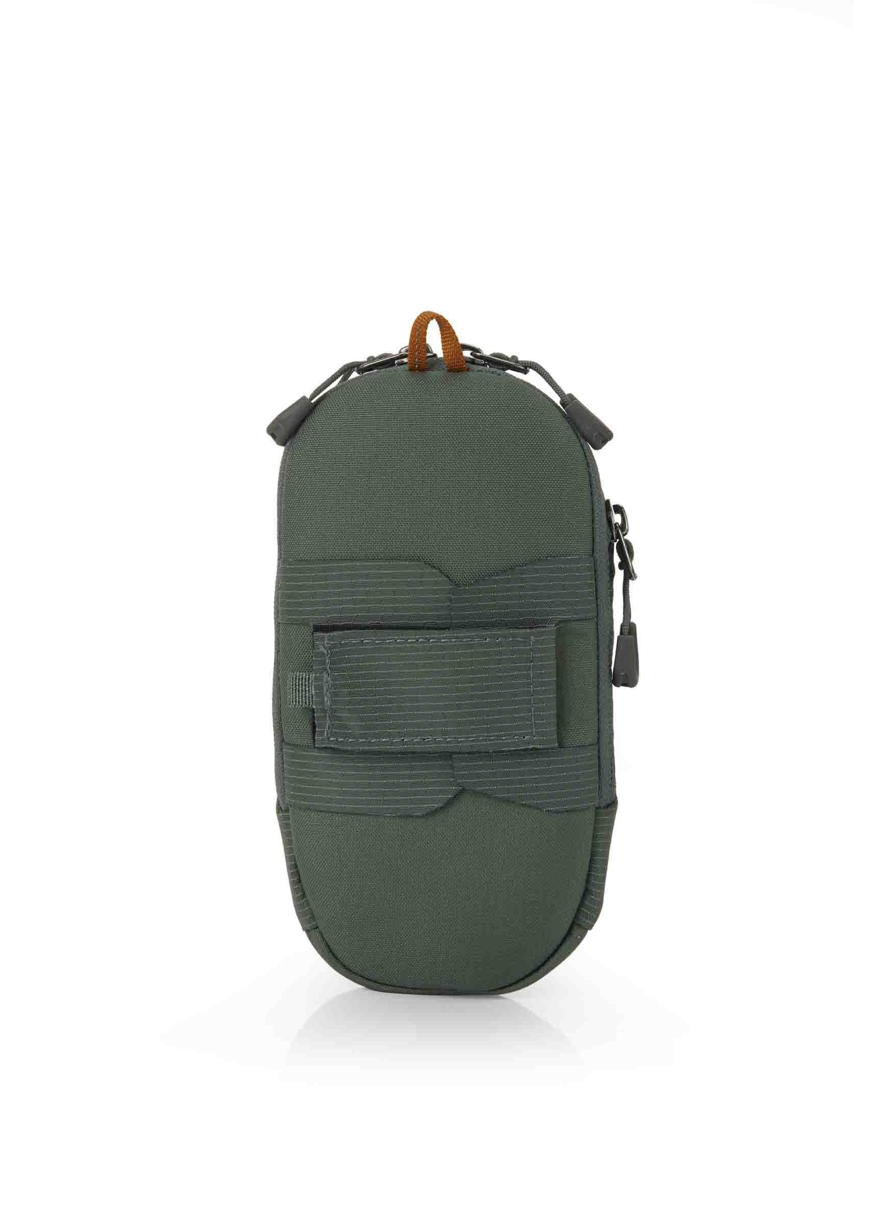 ESSENTIAL HIKING 나노 패디드 케이스 L