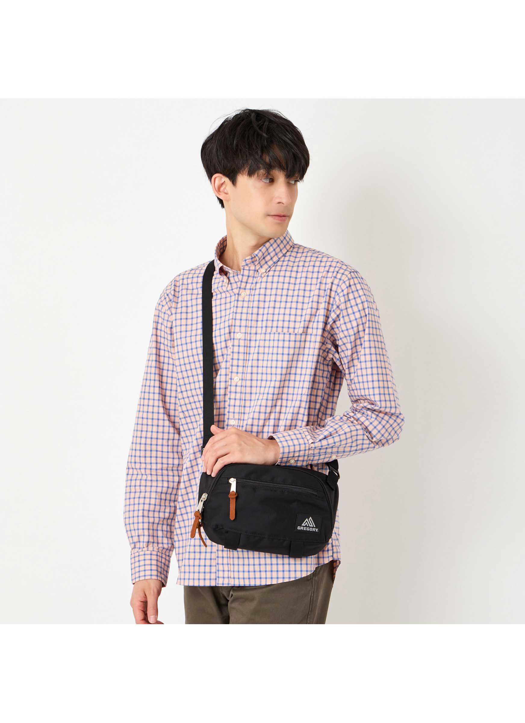 CLASSIC BAGS 트랜스퍼 M2 크로스백