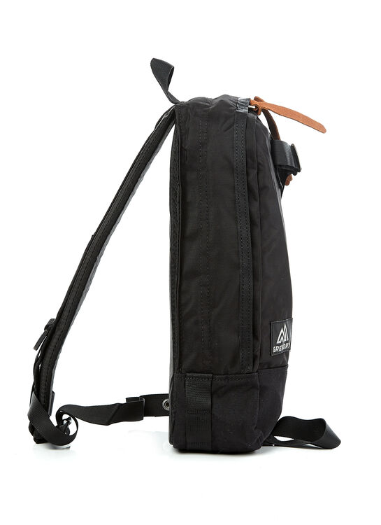 CLASSIC BAGS 스위치 슬링 슬링백