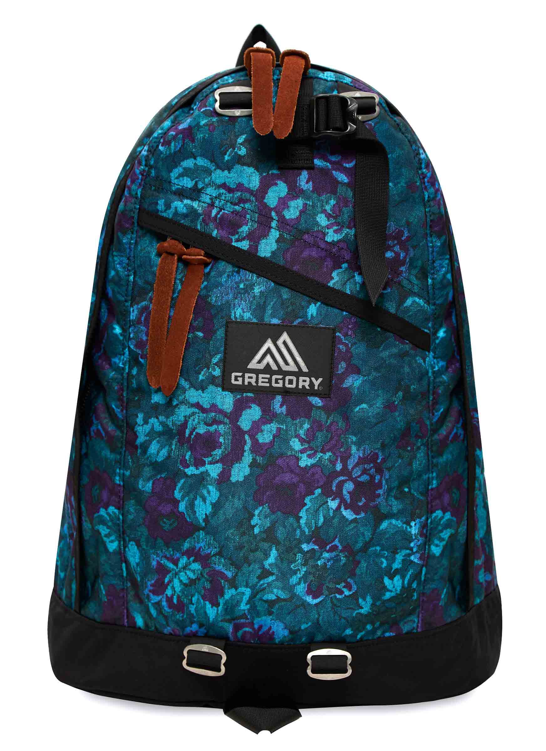 CLASSIC DAY 데이팩 백팩