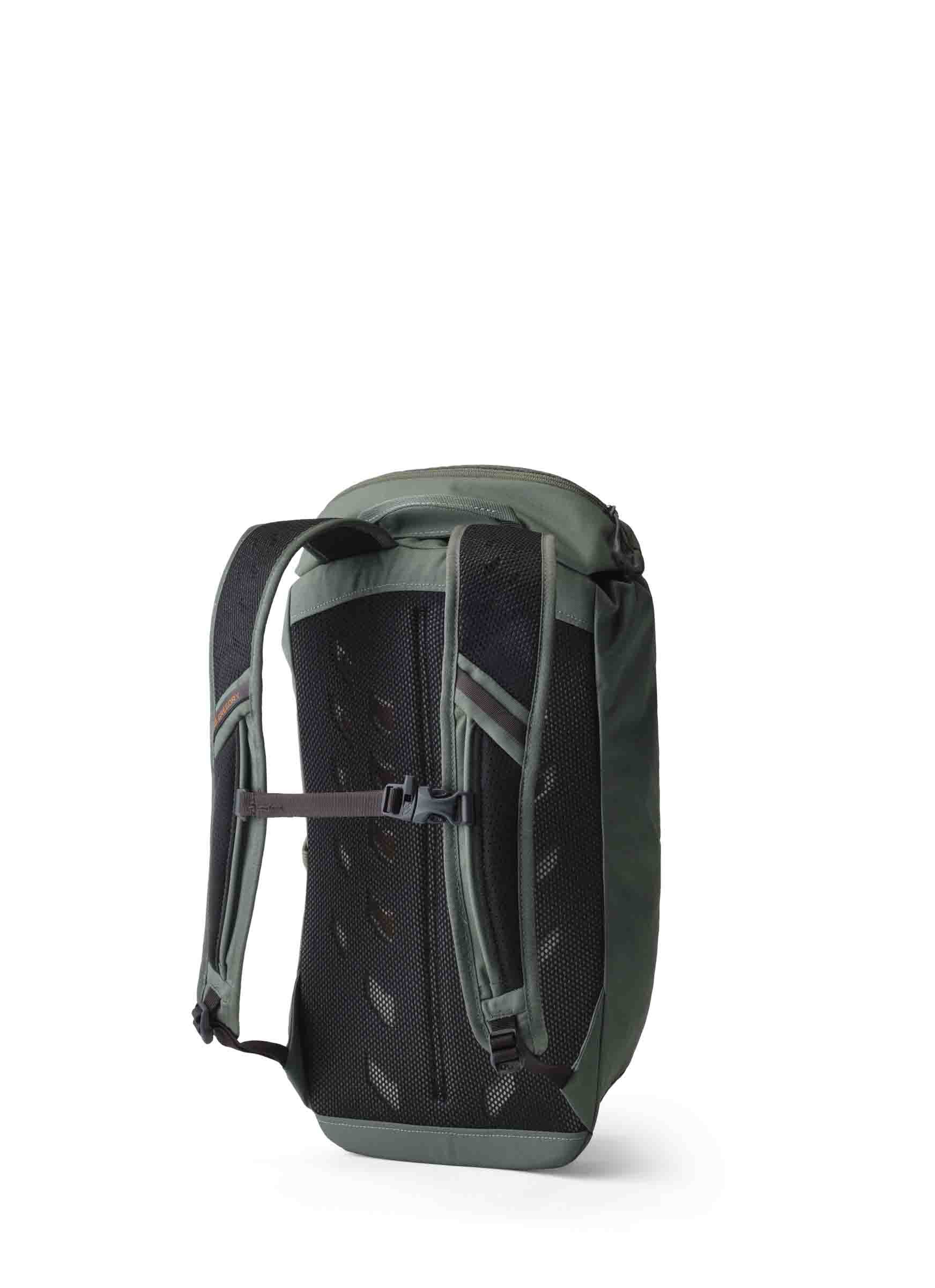 ESSENTIAL HIKING 나노 16 백팩