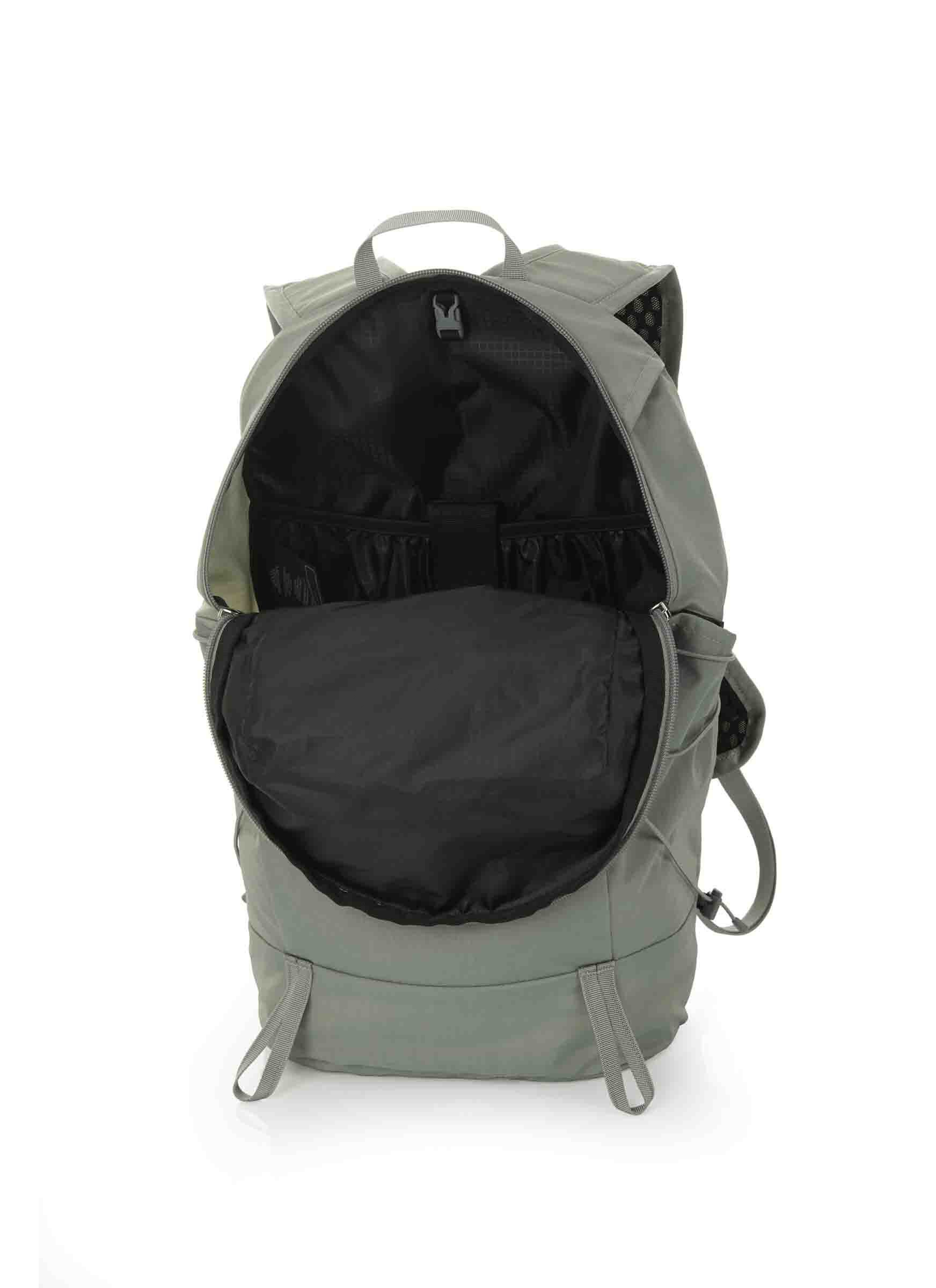 CITY RUNNING 레이븐 16 백팩