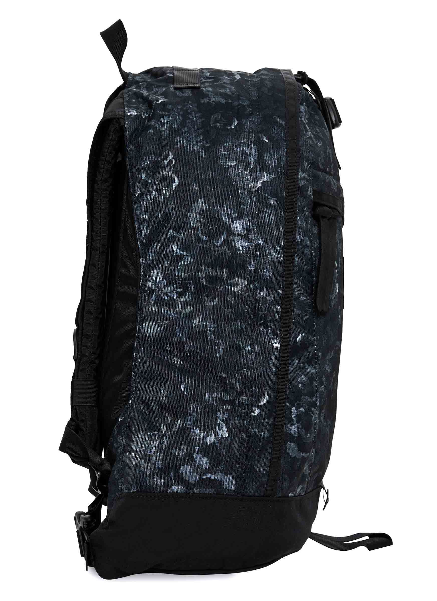 CLASSIC DAY 데이팩 백팩