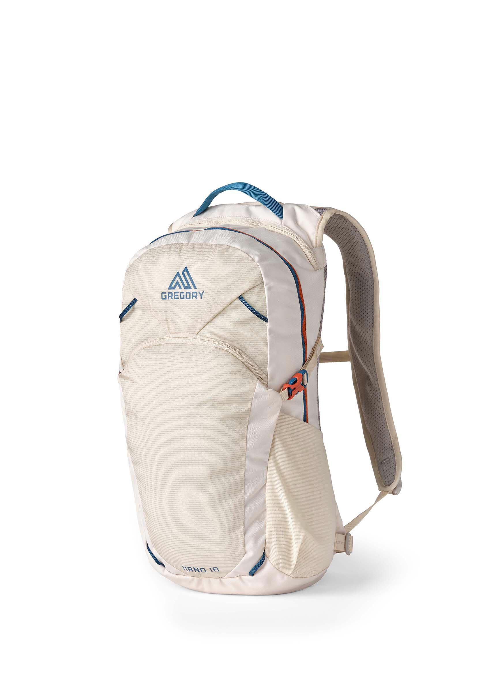 ESSENTIAL HIKING 나노 18 백팩