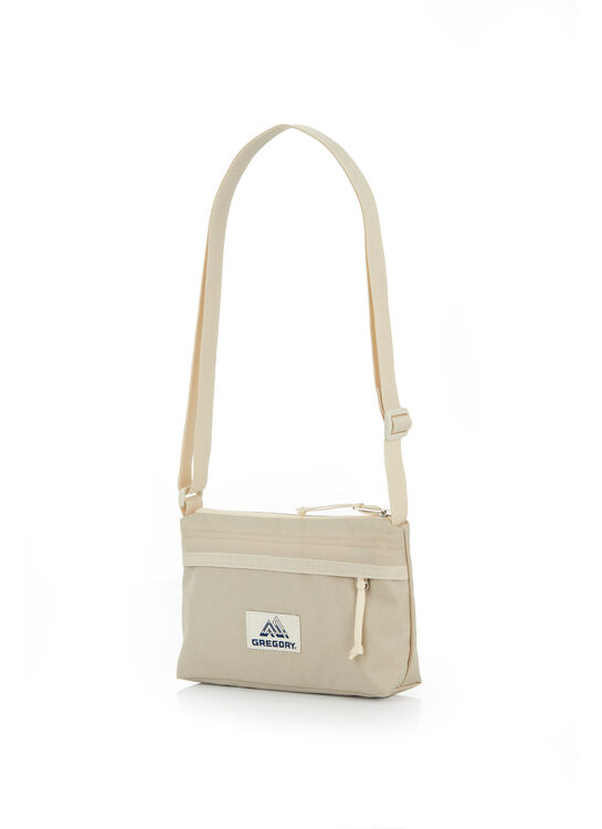 CLASSIC BAGS 엔벨롭 숄더 크로스백