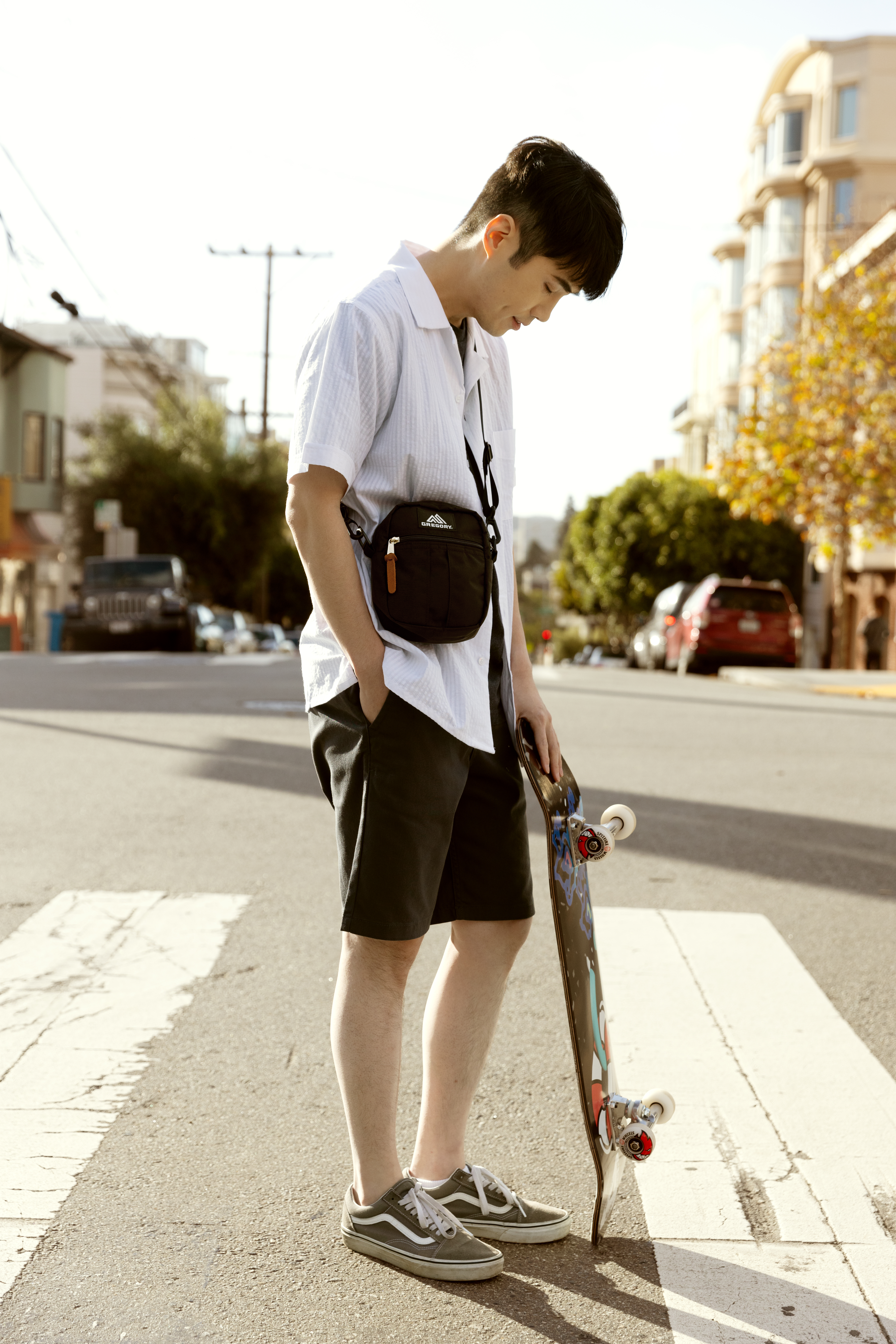 CLASSIC BAGS 패디드 숄더 파우치 M 크로스백