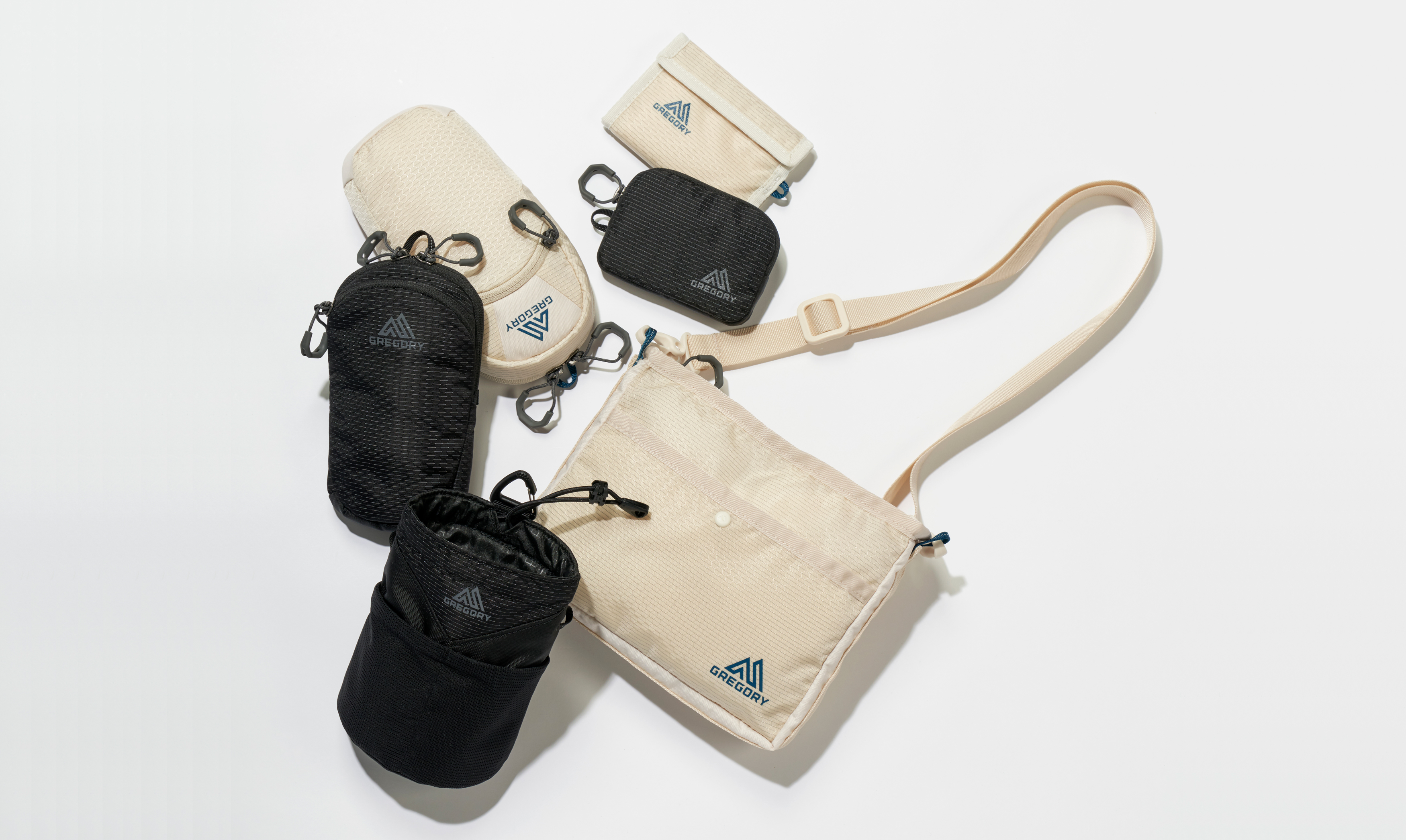 ESSENTIAL HIKING 나노 코인 월렛